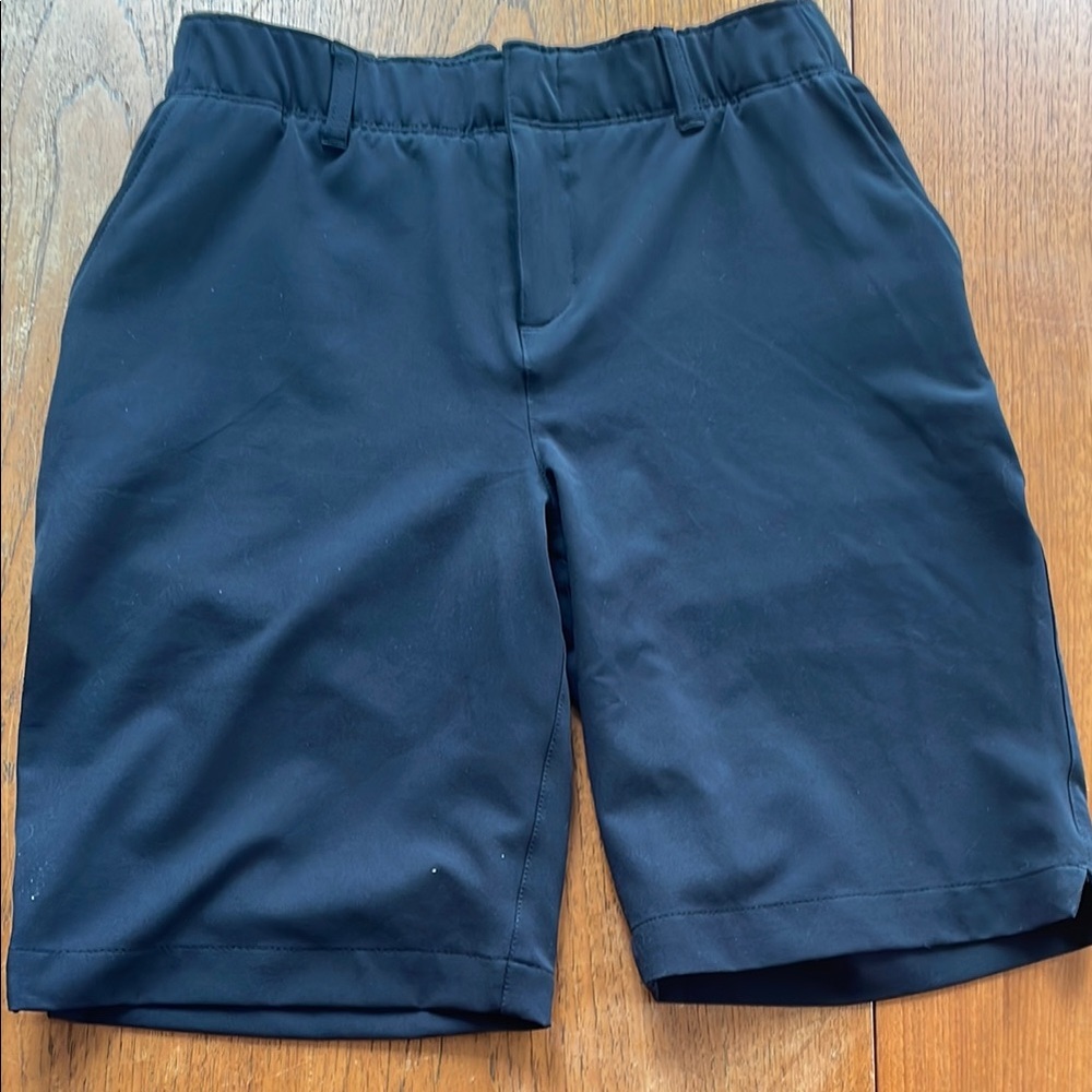 Under Armour Black Athletic Shorts Elastic Waistband